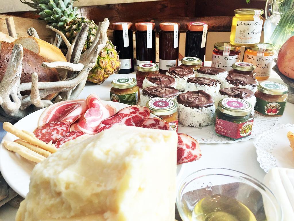 La Casa Di Gabri Bed & Breakfast Iseo Exterior photo